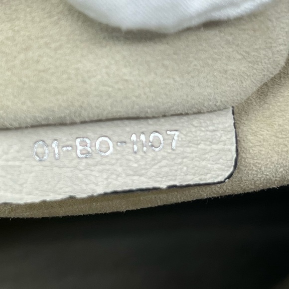 Dior White Handbag - Picture 10 of 17